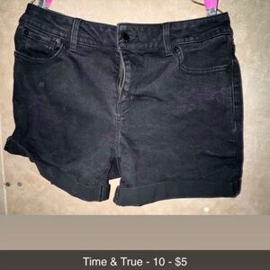 Time and Tru Women's Black Jean Shorts
